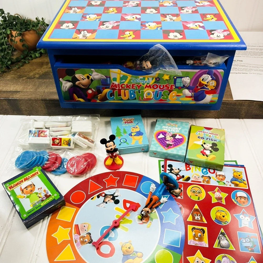 Disney Mickey Mouse Clubhouse Game House w/8 Games‎ Mickey and Goofy Pieces